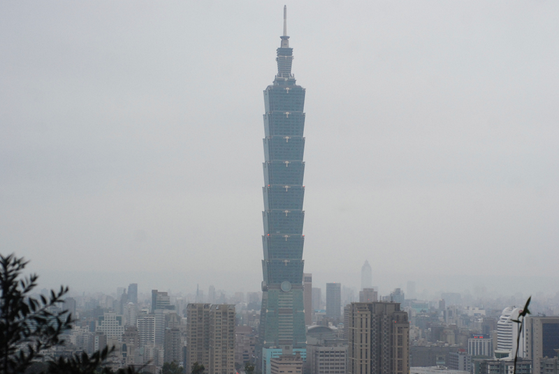Illustration for article titled The 9 Most Expensive Buildings Ever Aren't What You'd Expect